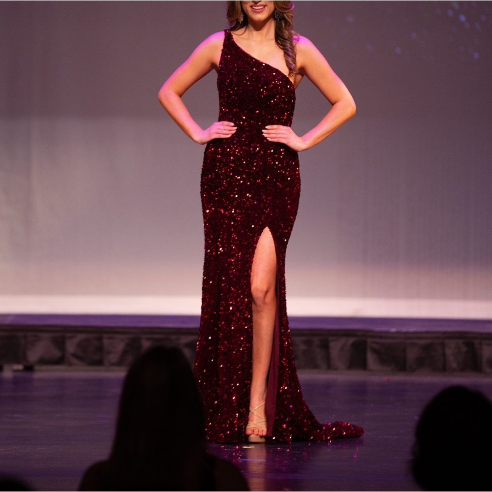 Elegant Burgundy Sequin Gown